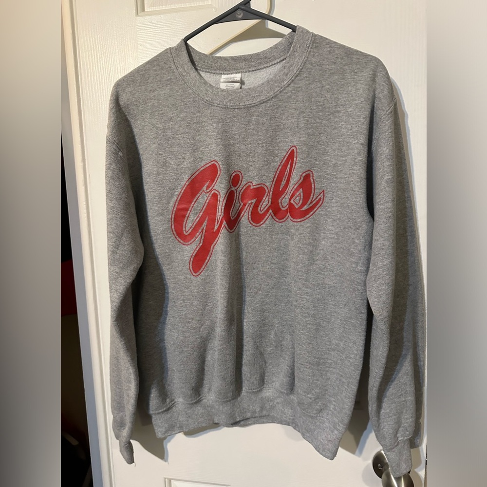 Gildan Graphic Sweatshirt Gray